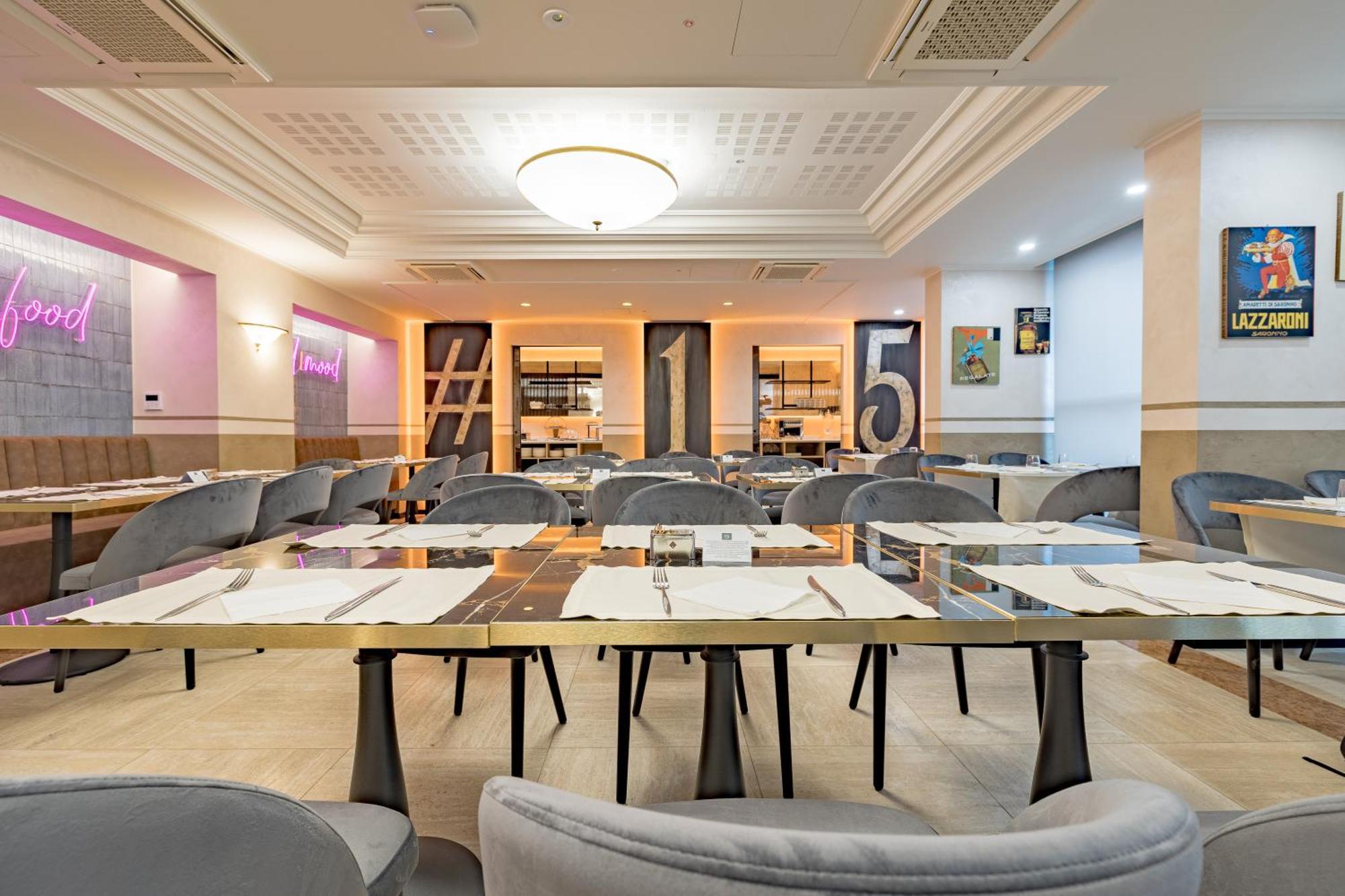 Just Hotel Saronno Bagian luar foto