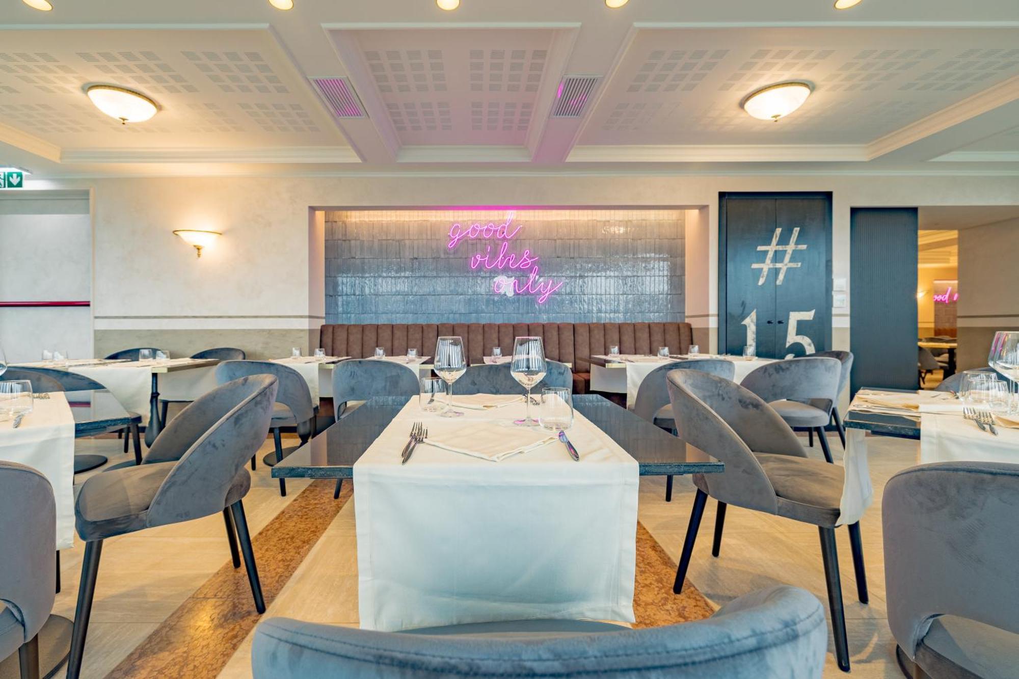 Just Hotel Saronno Bagian luar foto