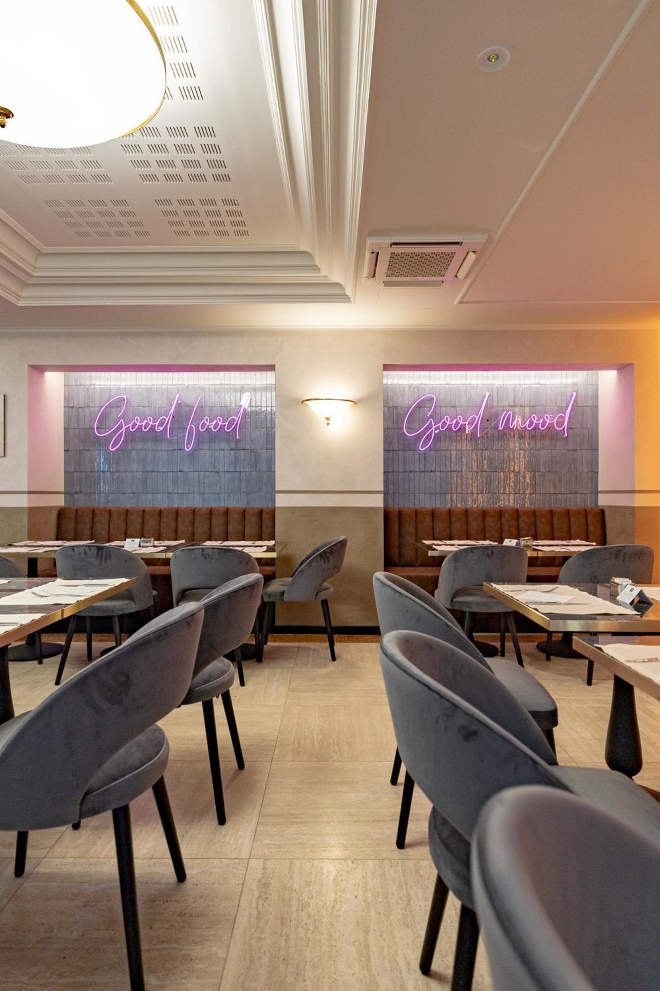 Just Hotel Saronno Bagian luar foto
